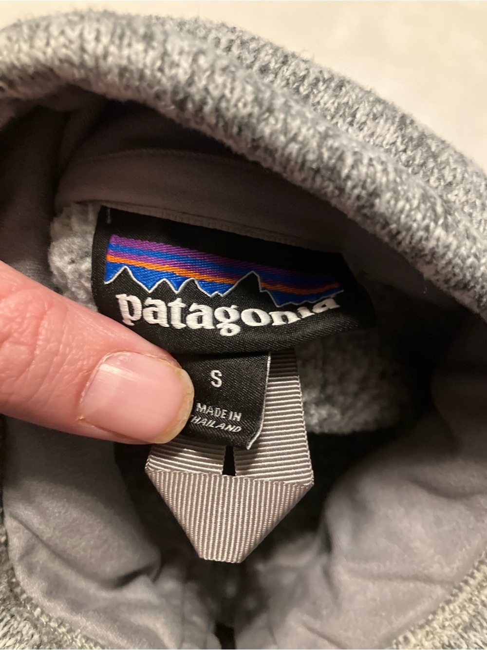 Patagonia Light Gray Fleece Hoodie with Logo Tag - Picture 4 of 4